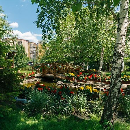 Apartment Poznyaky-Bazhana Κίεβο Εξωτερικό φωτογραφία