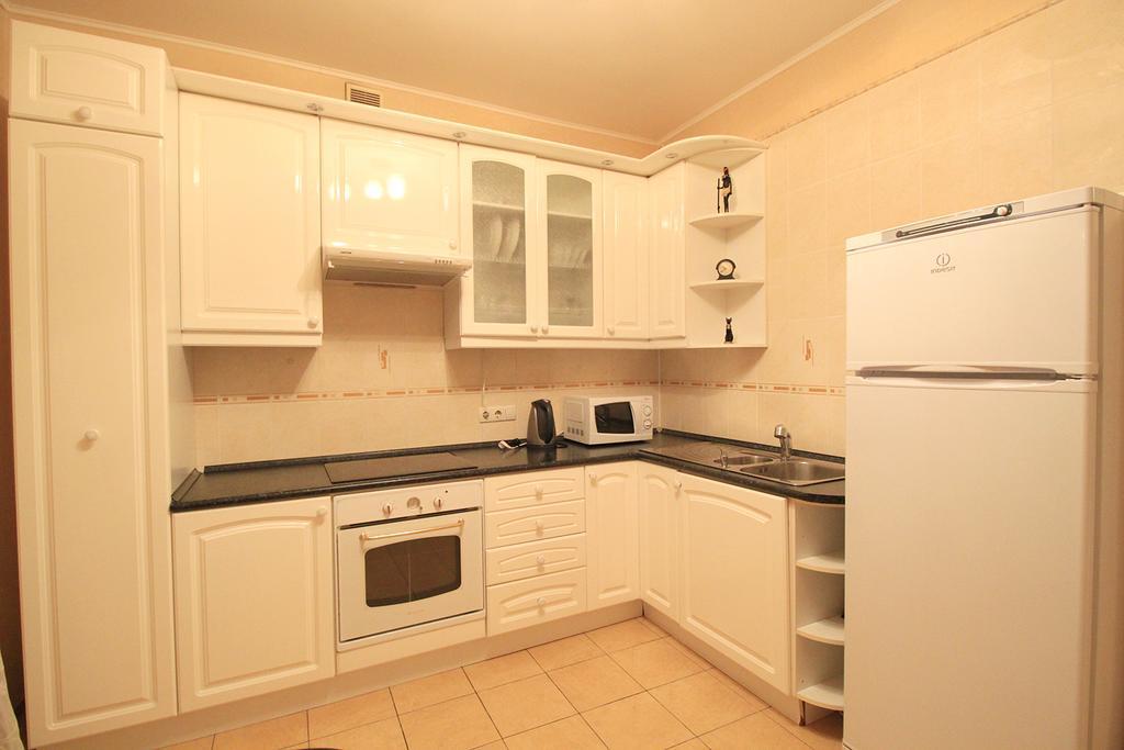 Apartment Poznyaky-Bazhana Κίεβο Εξωτερικό φωτογραφία