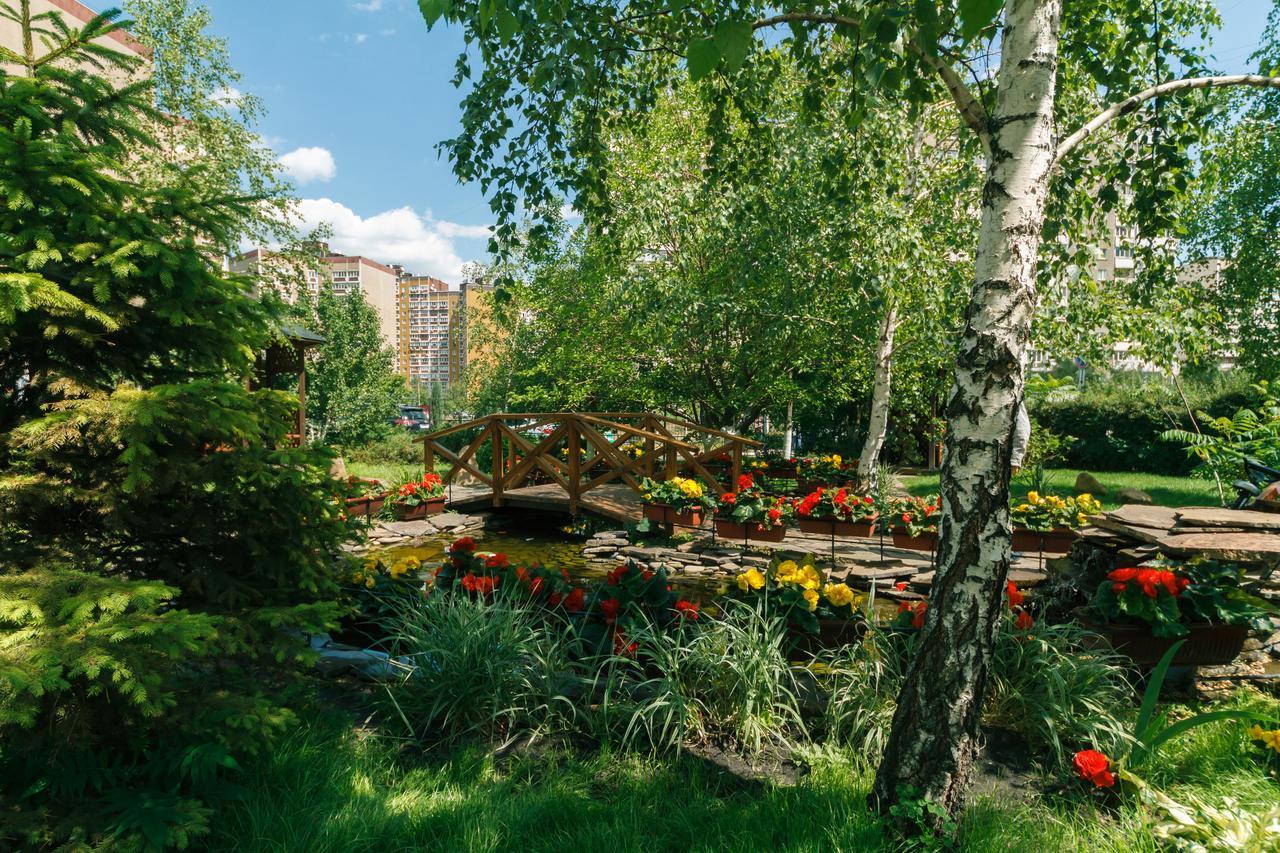 Apartment Poznyaky-Bazhana Κίεβο Εξωτερικό φωτογραφία