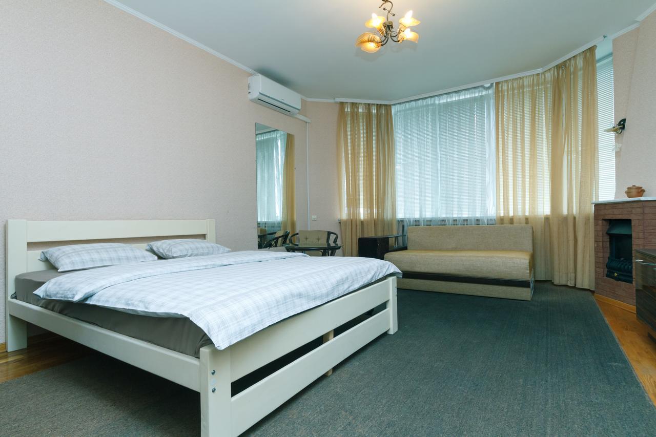 Apartment Poznyaky-Bazhana Κίεβο Εξωτερικό φωτογραφία