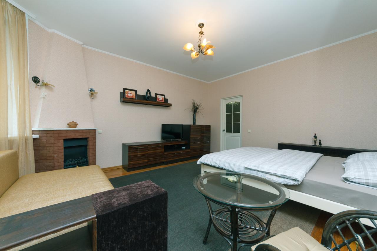 Apartment Poznyaky-Bazhana Κίεβο Εξωτερικό φωτογραφία