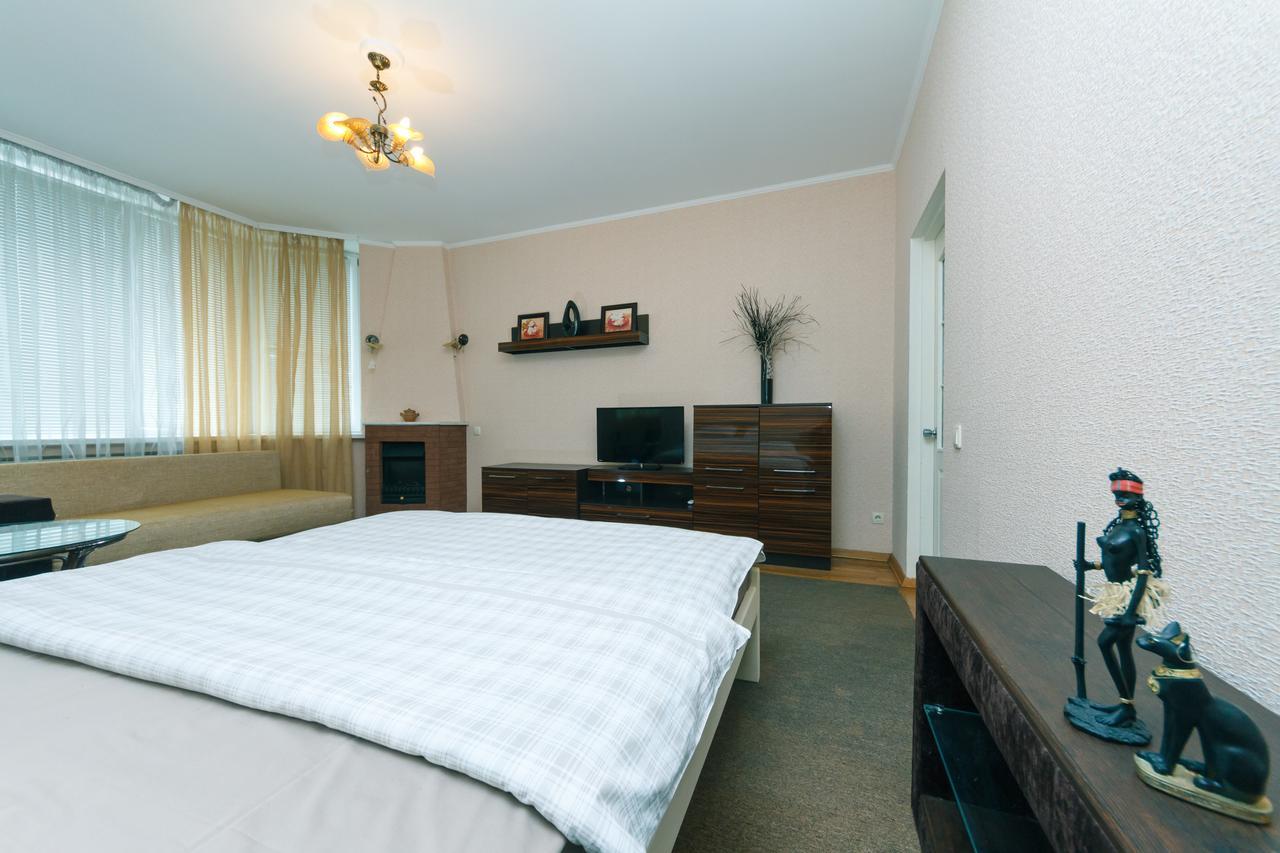 Apartment Poznyaky-Bazhana Κίεβο Εξωτερικό φωτογραφία